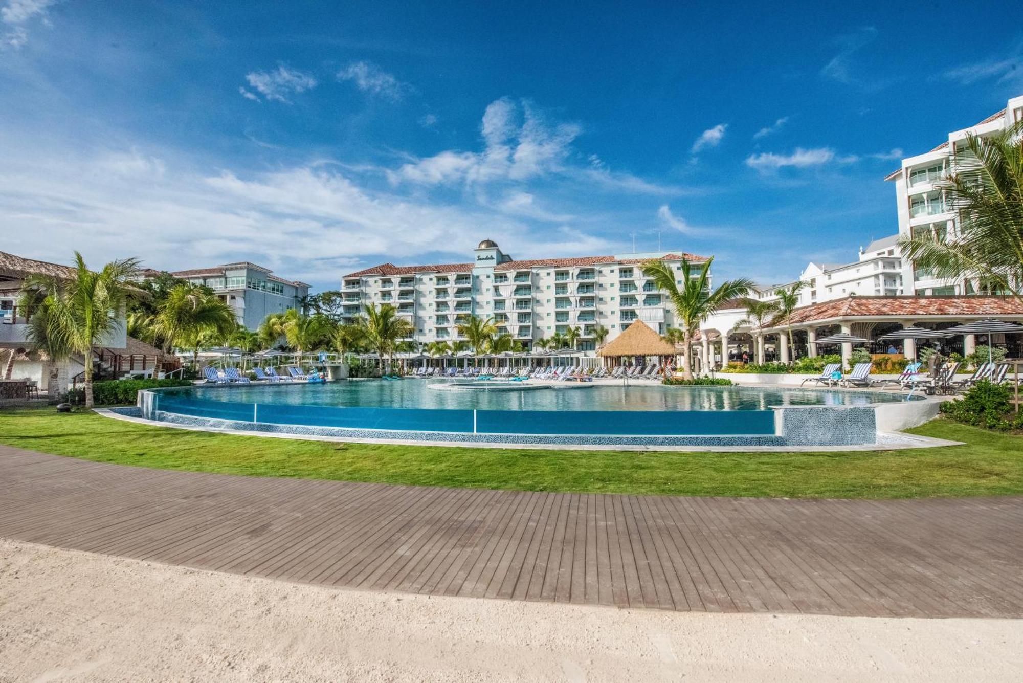 Hotel Sandals Dunns River Couples Only Ocho Rios