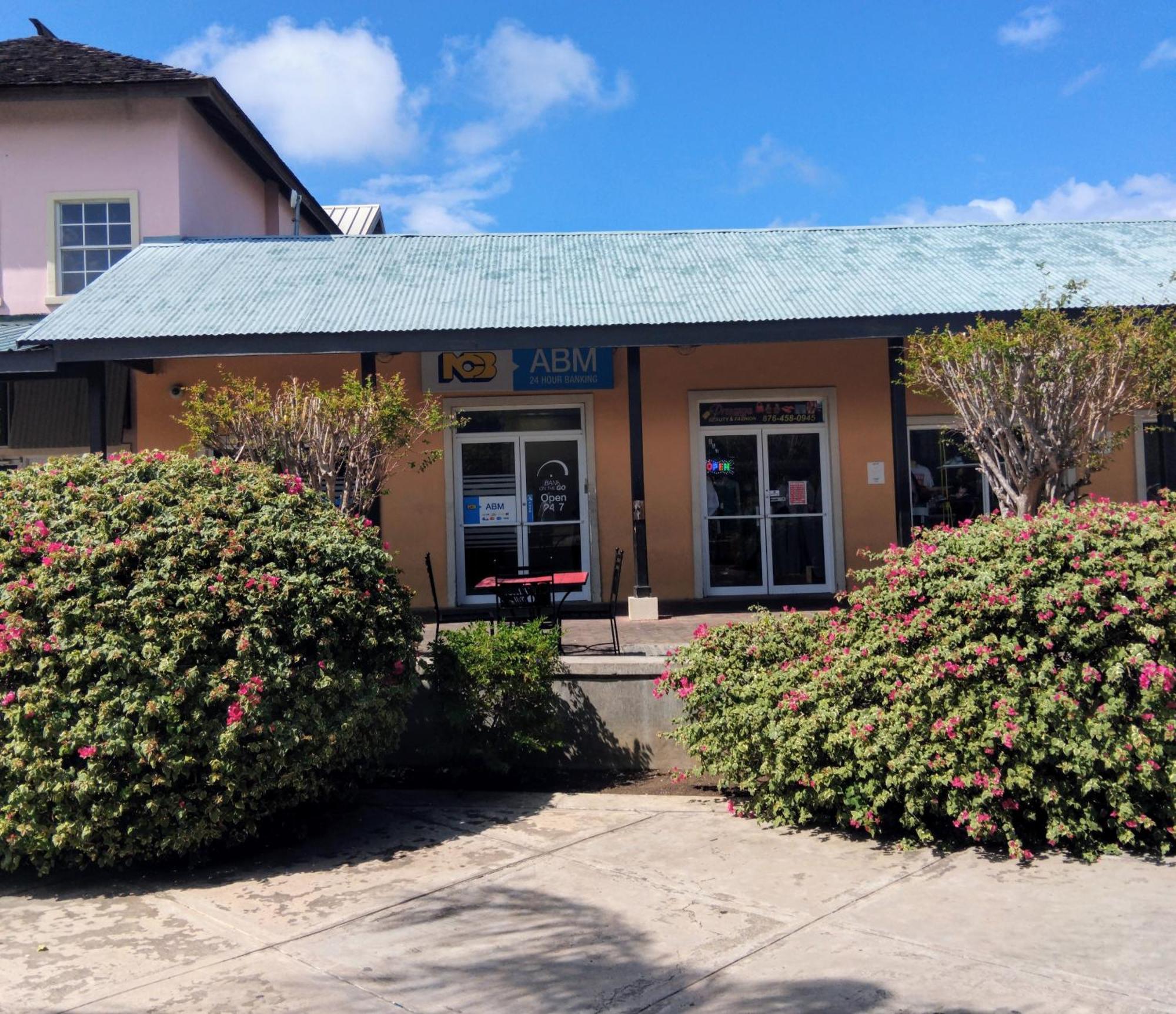 Comfy Bed & Breakfast Montego Bay