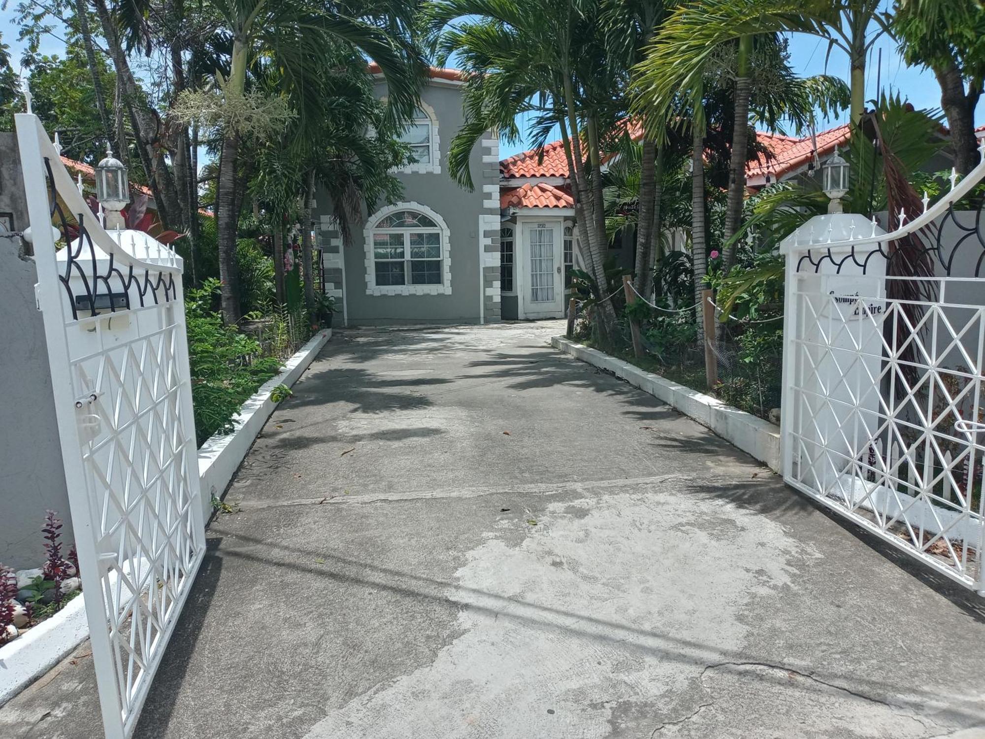 Guest house The Dream Nest At Csompo Silver Manor St Mary