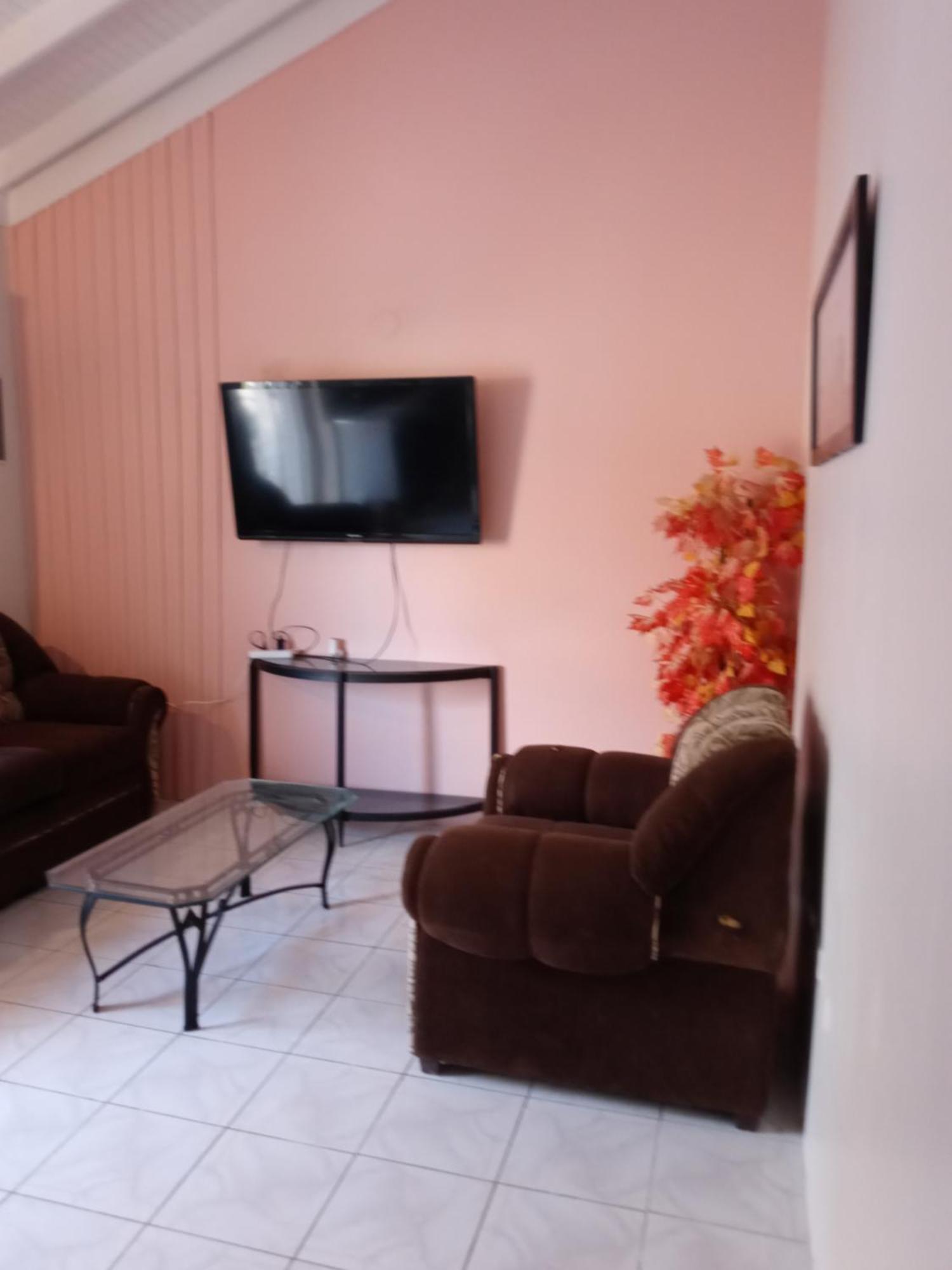 The Dream Nest At Csompo Silver Manor Guest house *