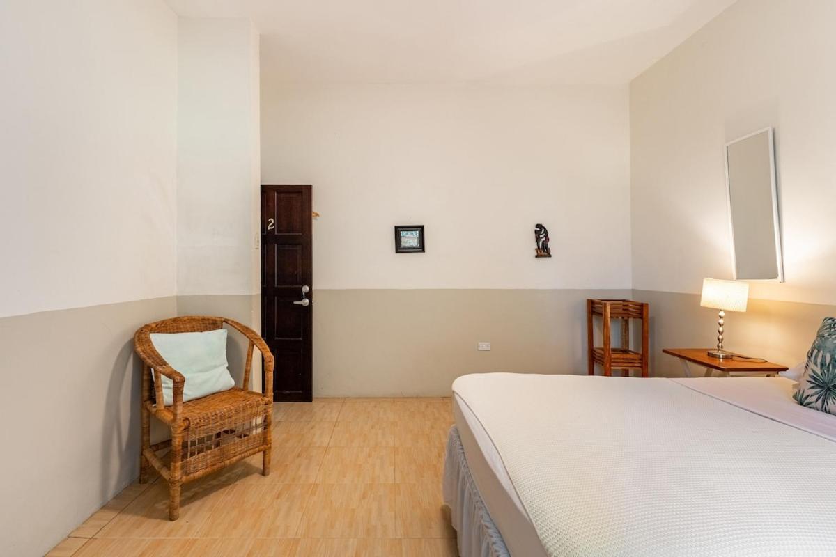 Seaside Retreat -7br, Private And Vip Club Villa