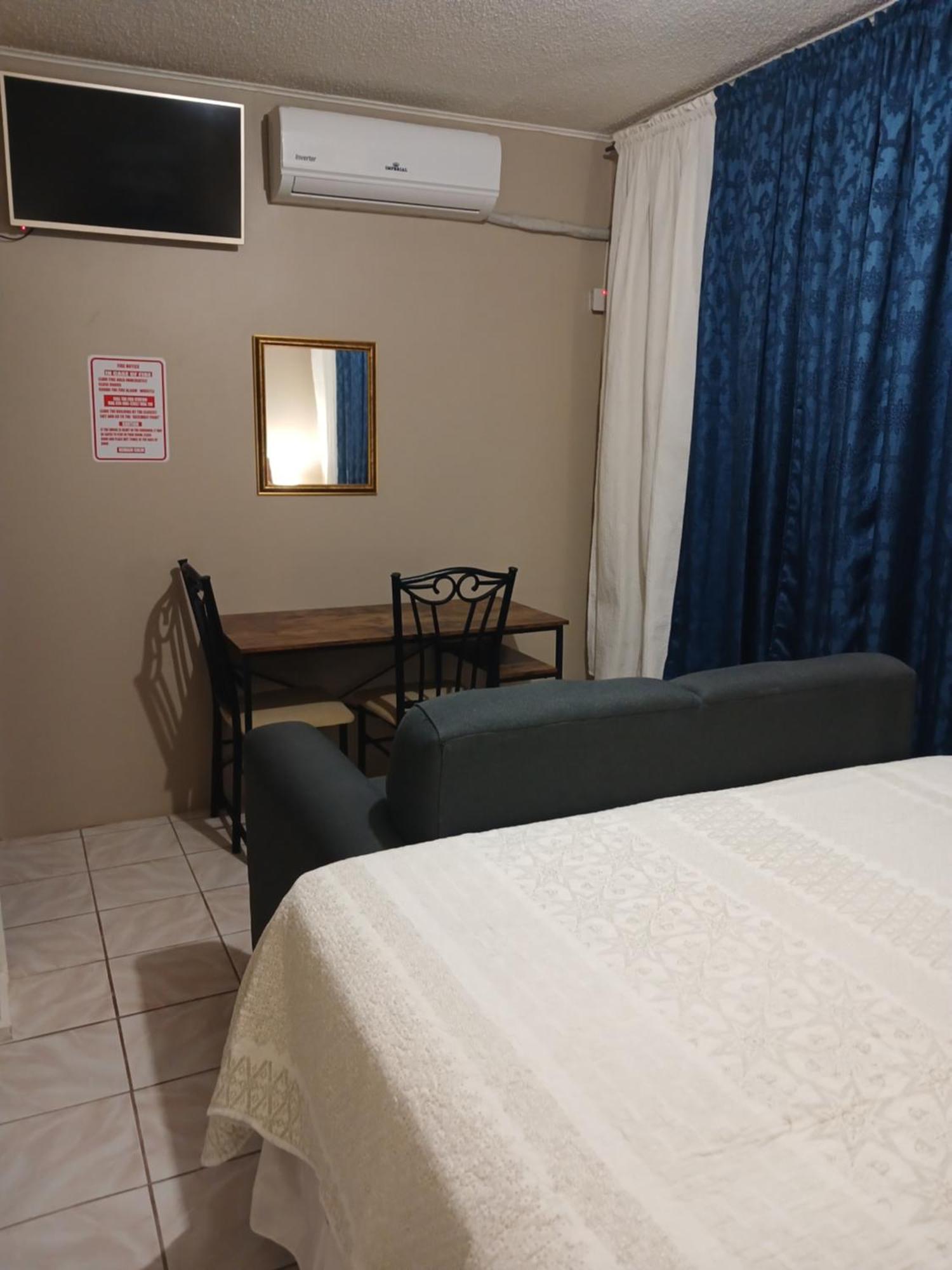 Ultimate Freedom Bed & Breakfast Santa Cruz