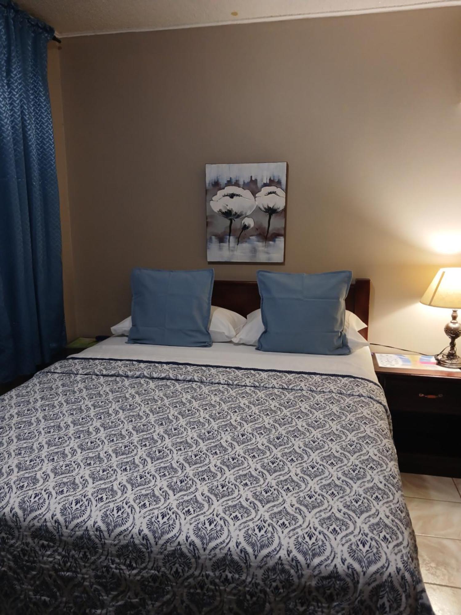 Ultimate Freedom Bed & Breakfast *