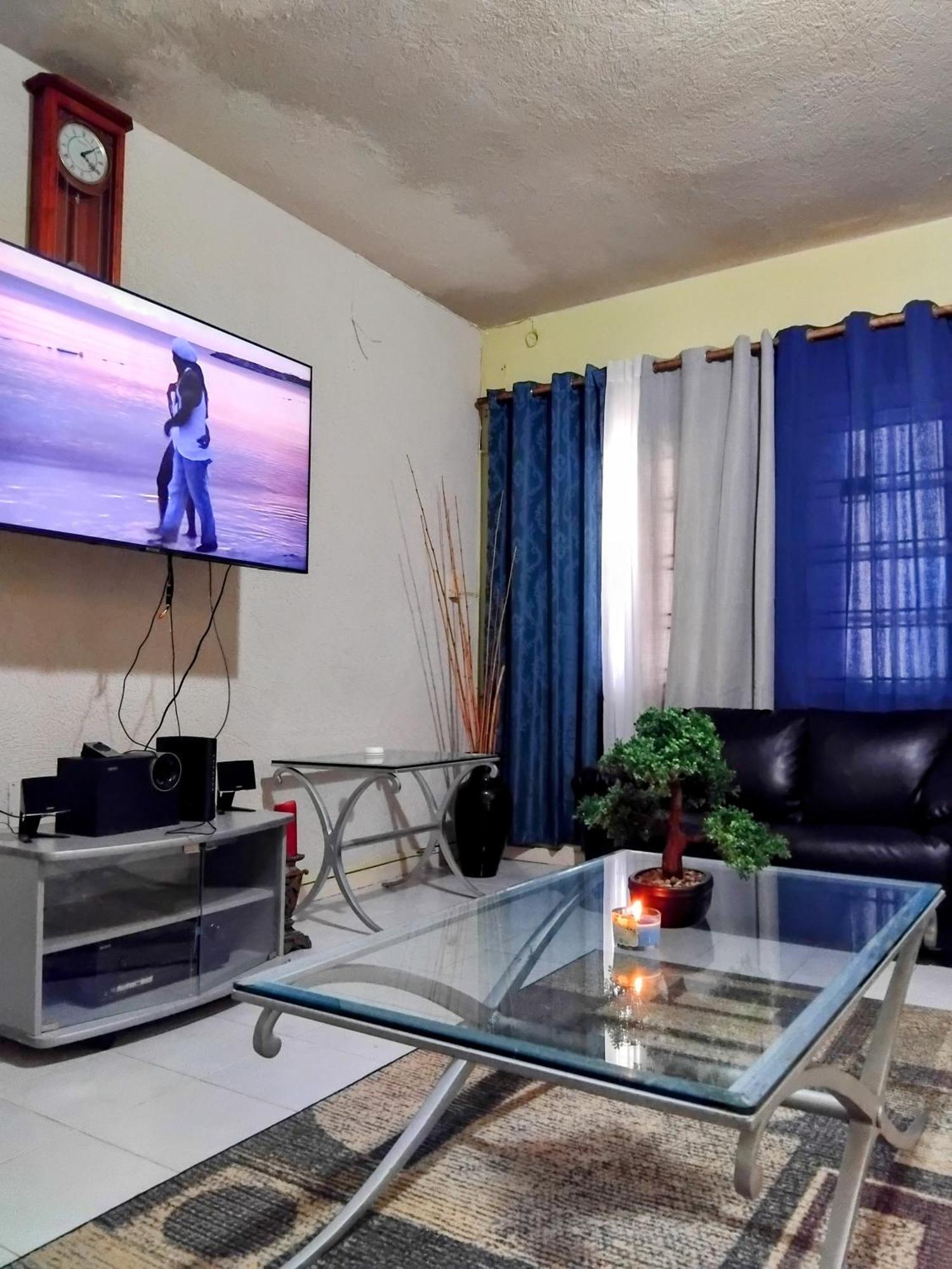 Comfy Bed & Breakfast Montego Bay