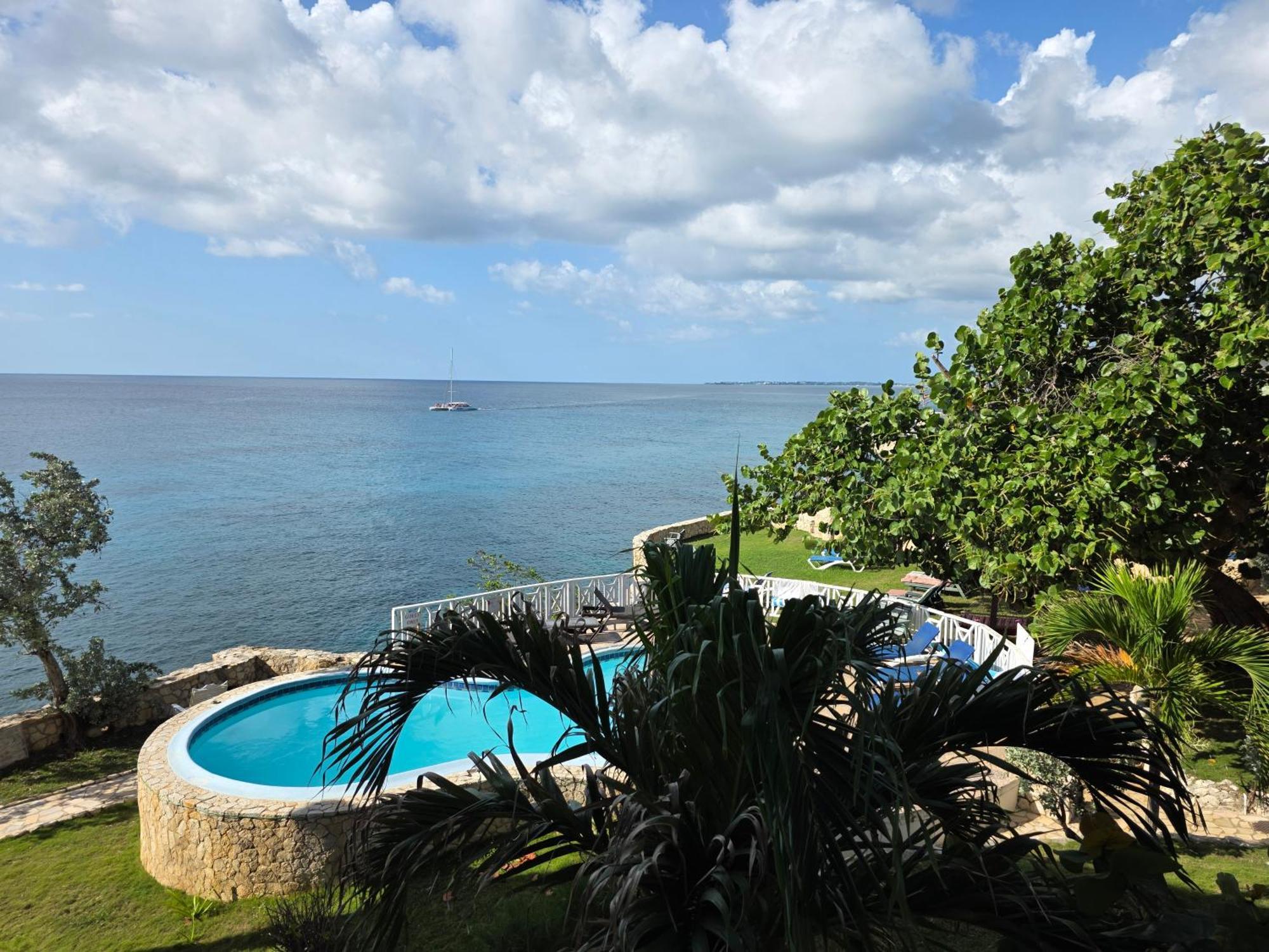 Sweet Hotel Negril