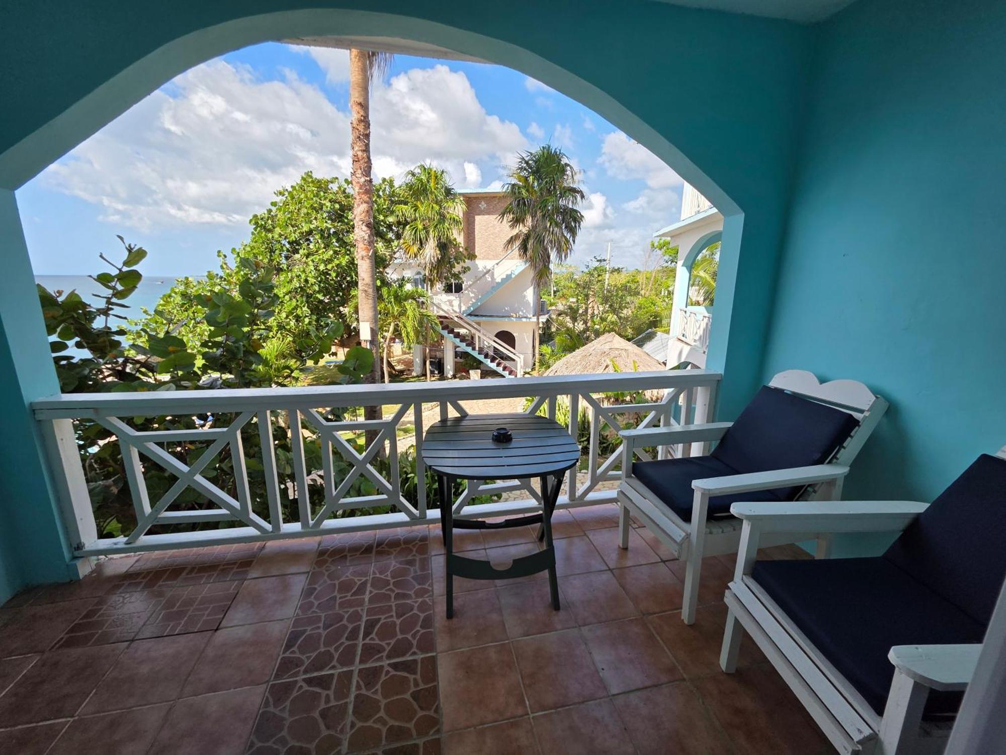 Sweet 3* Negril