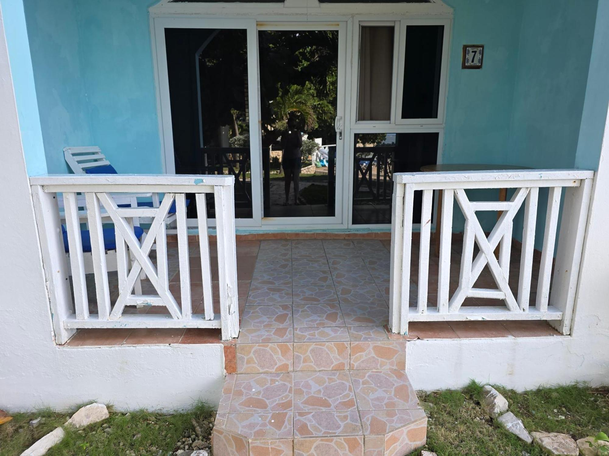 Sweet Hotel Negril