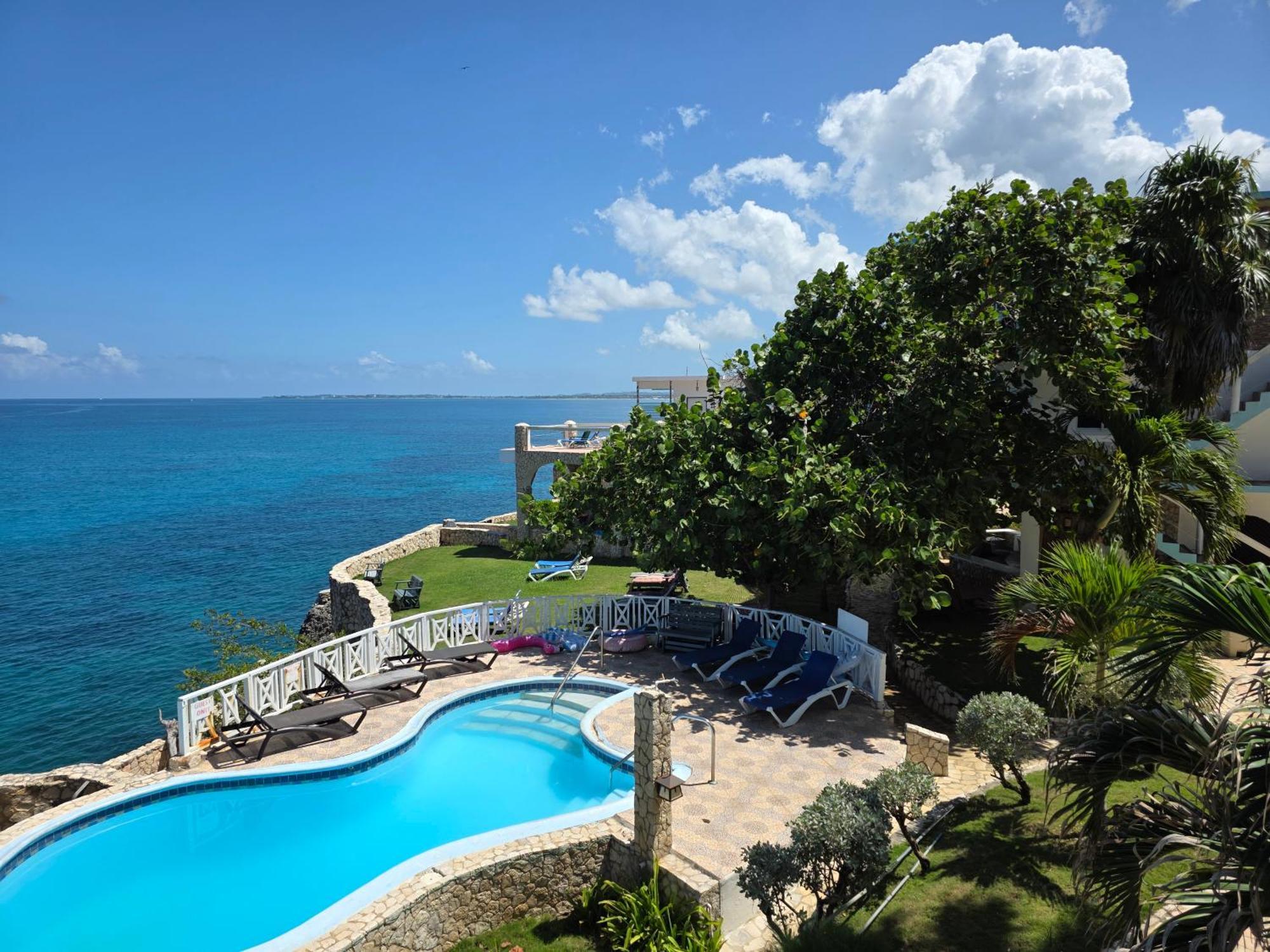 Sweet Negril
