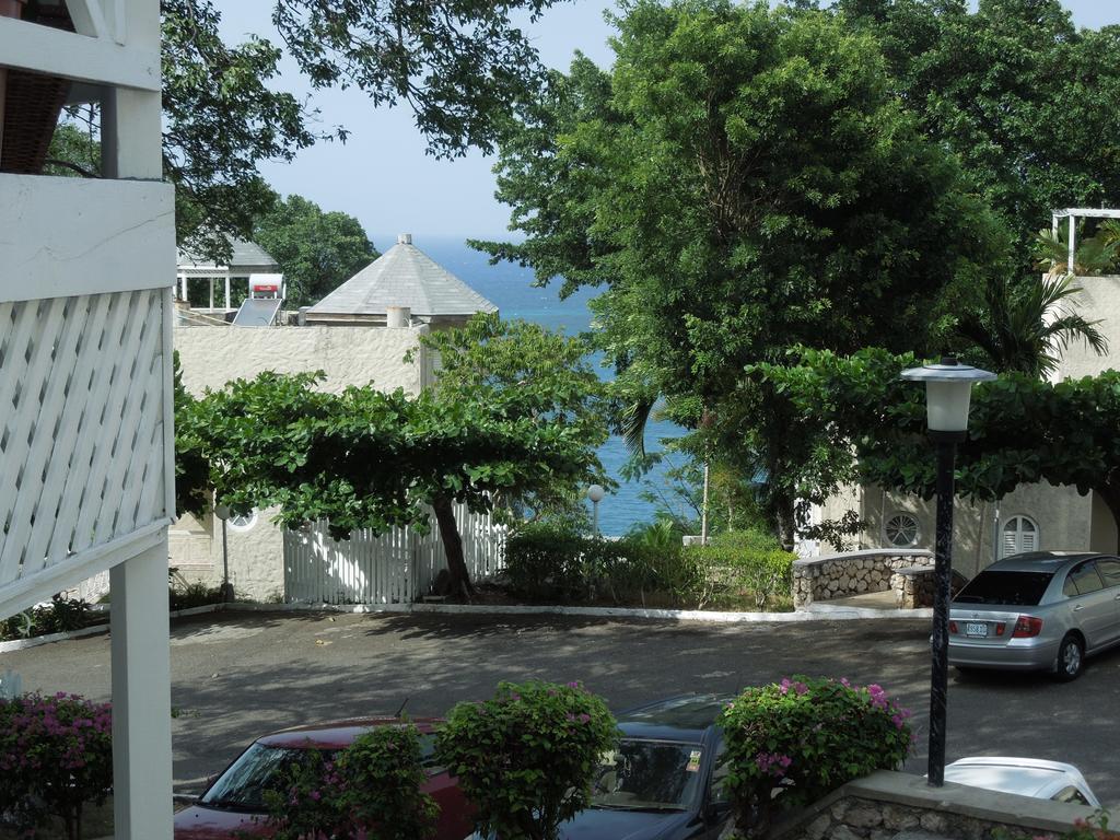 Columbus Heights Ocho Rios