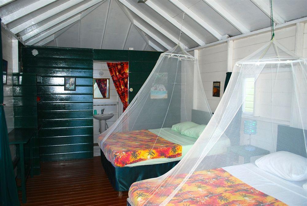 Hotel Jamaican Colors