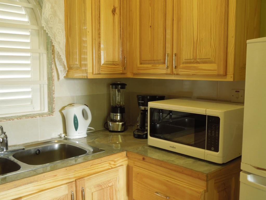Columbus Heights Apartment *