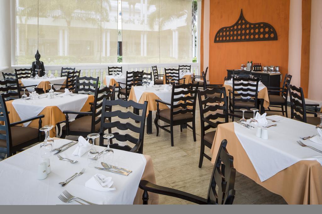 Grand Palladium Lady Hamilton & Resort Lucea