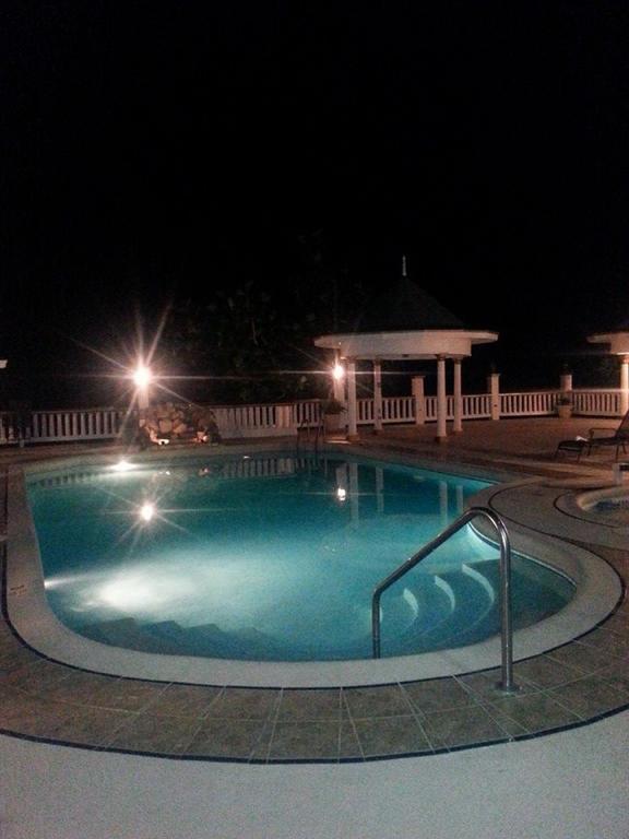 Ocean View Hotel *