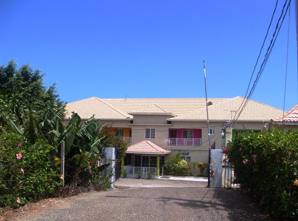 Ocean Breeze Hotel 3*