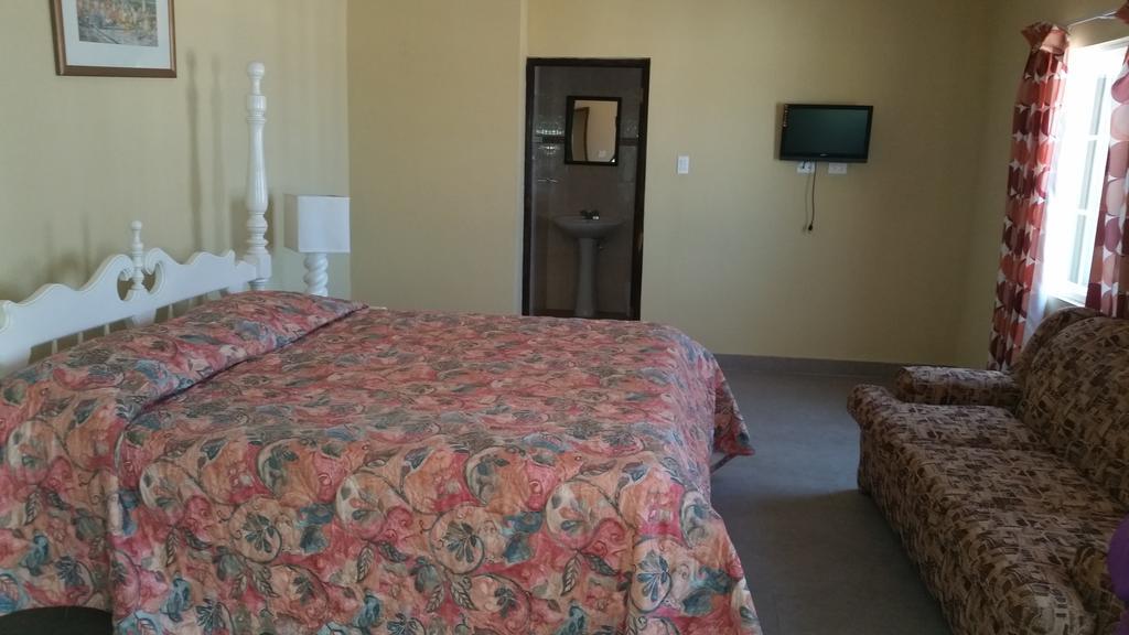 Acomodação com café da manhã  Rosehall Deluxe 2*