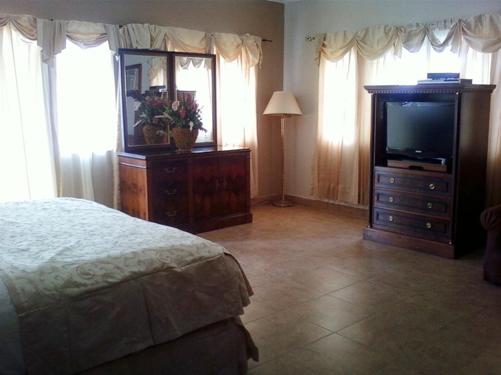 Ocean View Hotel Montego Bay
