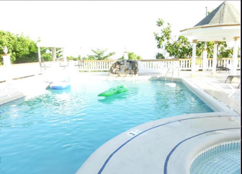 Ocean View Hotel