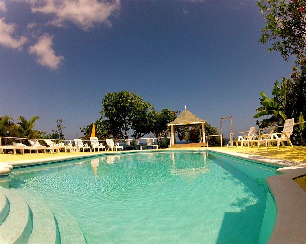 Jamaican Colors Hotel 3*