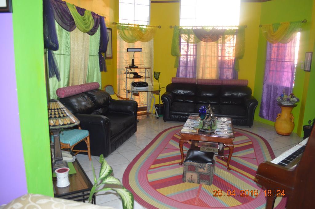 Casa De Fe Guest house