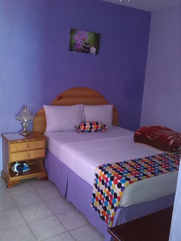 Treasure's Comfort Guest house Claremont