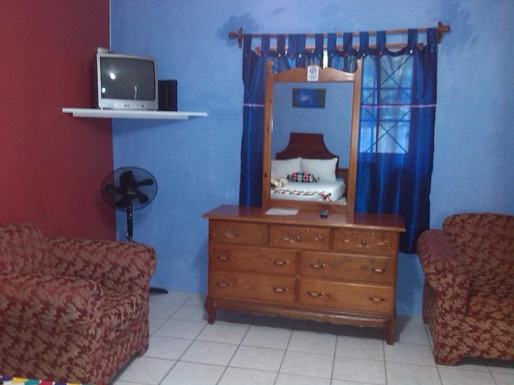 Treasure's Comfort 2* Claremont