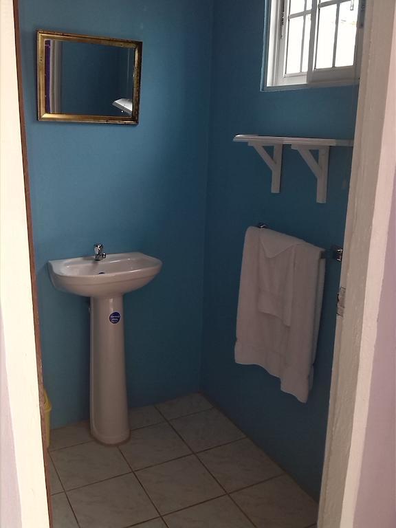 Treasure's Comfort Guest house Claremont
