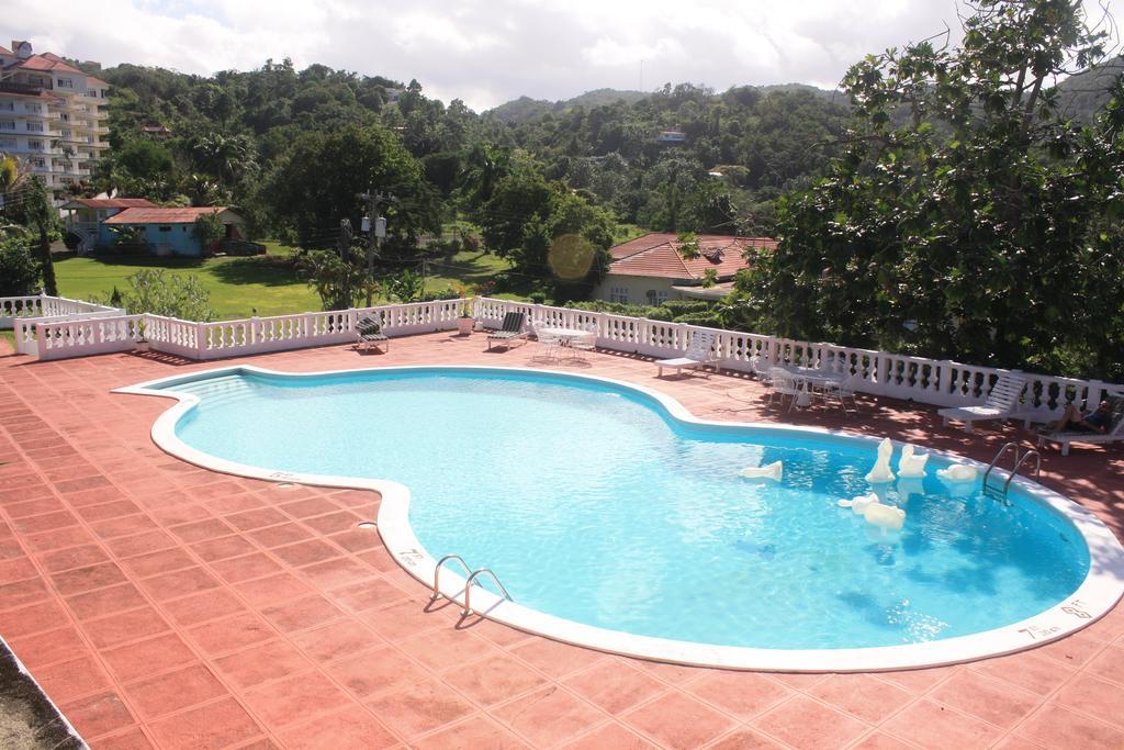 Villa The Crest Conference And Retreat Facility