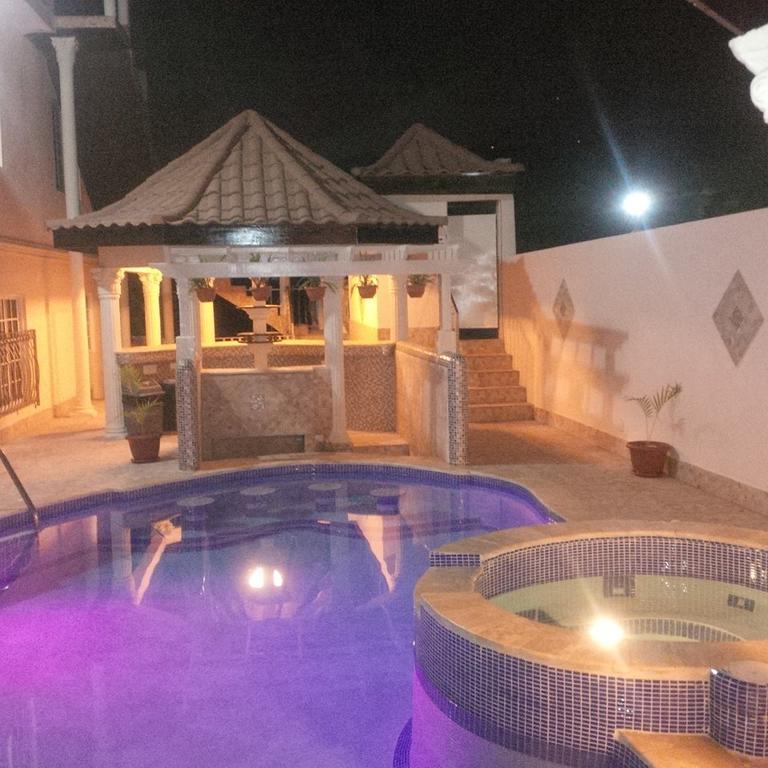 Villa Pinnacle View Estate Micaila