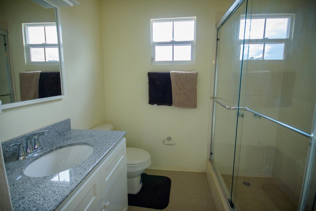 Guest house Villa Oasis Drax Hall