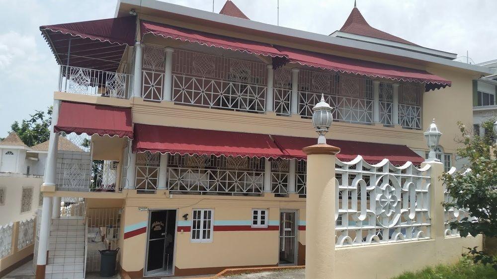 Hotel Gibb's Chateau 2*