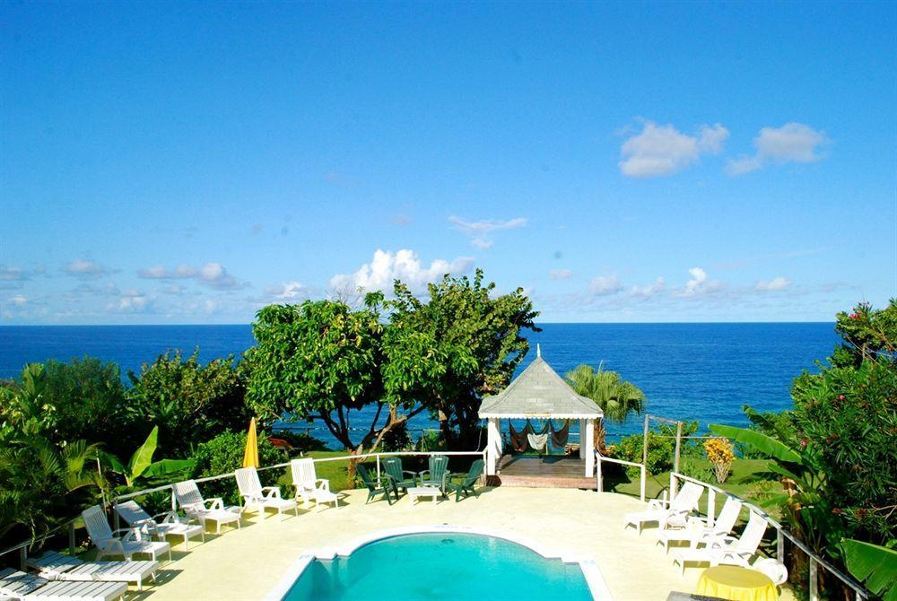 Hotel Jamaican Colors