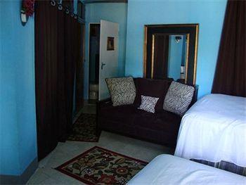 By The Sea Vacation And 3* Port Antonio