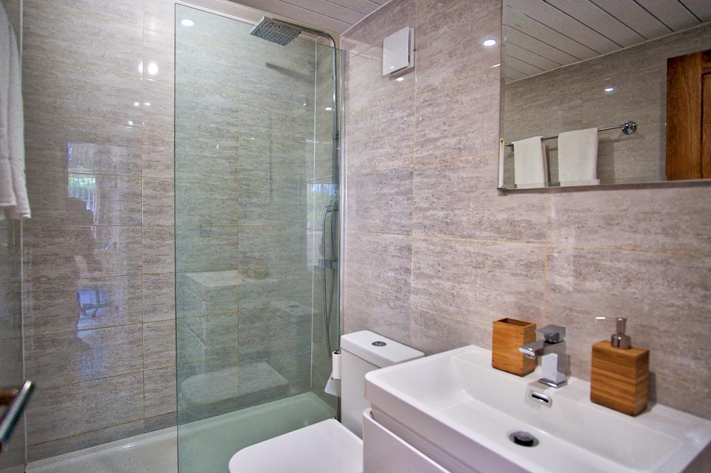 Modern Eshae Living Apartamento