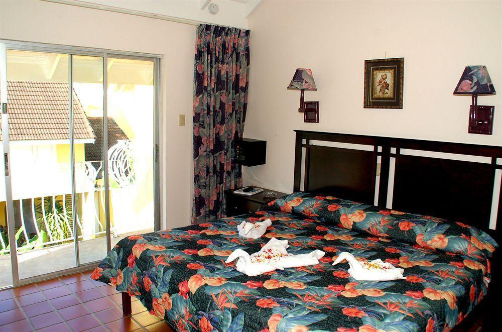 Caribbean Sunset Hotel 3*
