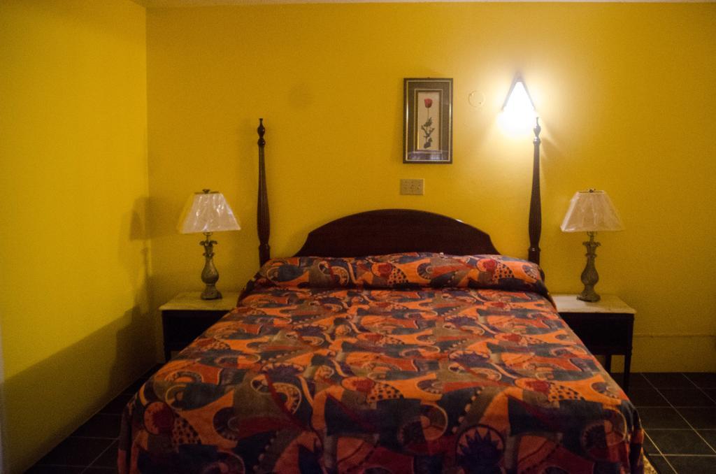 Royal Guest house Montego Bay