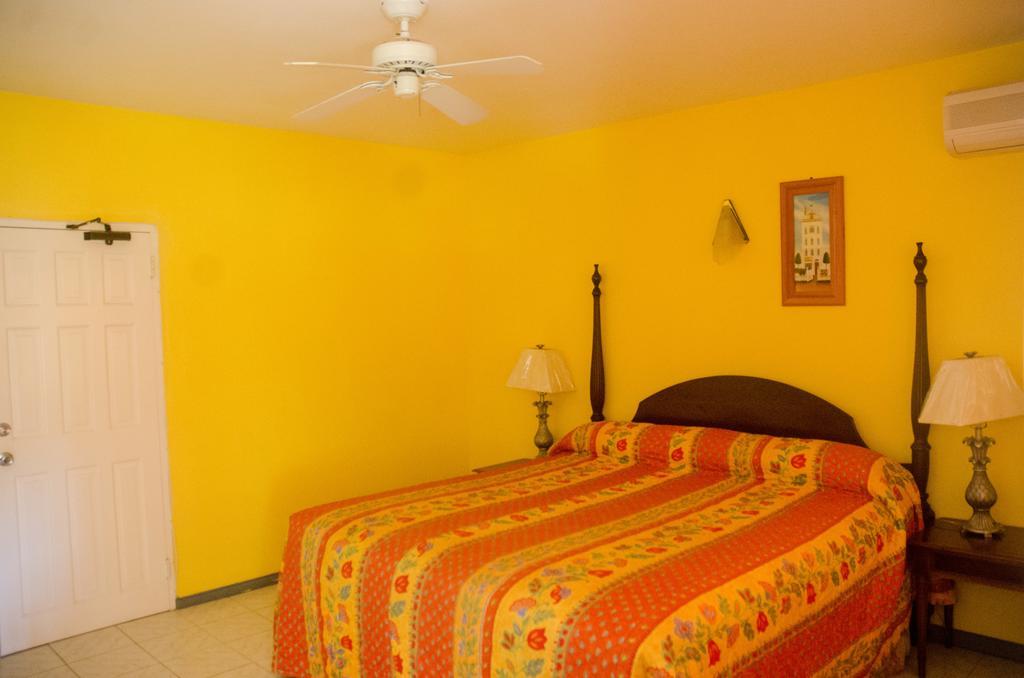 Royal Guest house Montego Bay