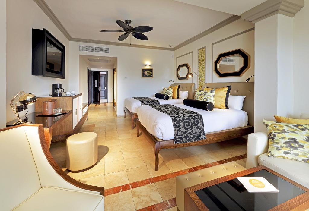 Resort Grand Palladium Lady Hamilton &