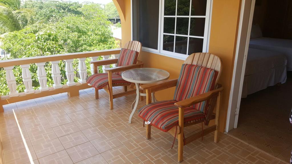 Brytan Villa Treasure Beach