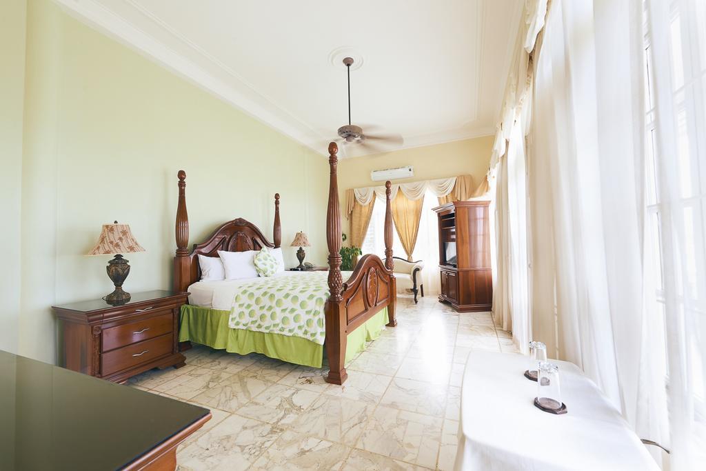 City View Bed & Breakfast 2*