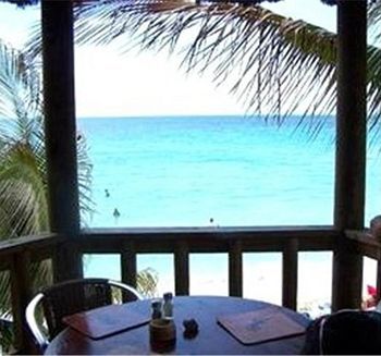 Paradise 7 Mile Beach Kingsize Hotel 3*