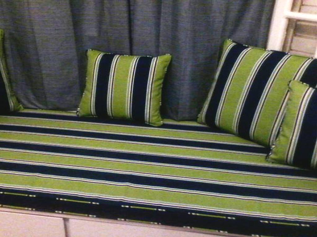Sky Castles Apt J3 *