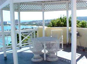 Columbus Heights Apartment