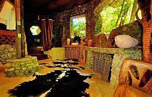 Great Huts Hotel