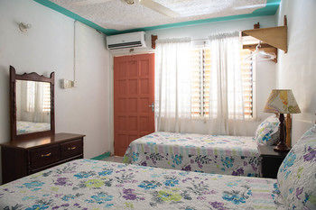 The Golden Sunset Hotel Negril