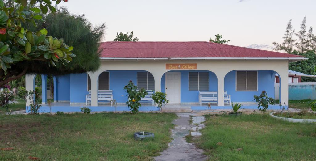 Golden Sands Guest house Treasure Beach