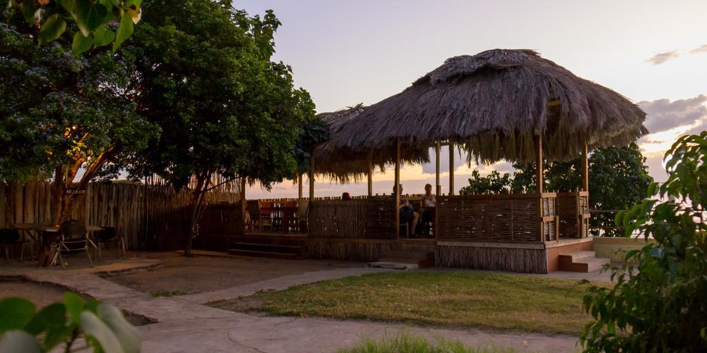 Golden Sands Guest house Treasure Beach