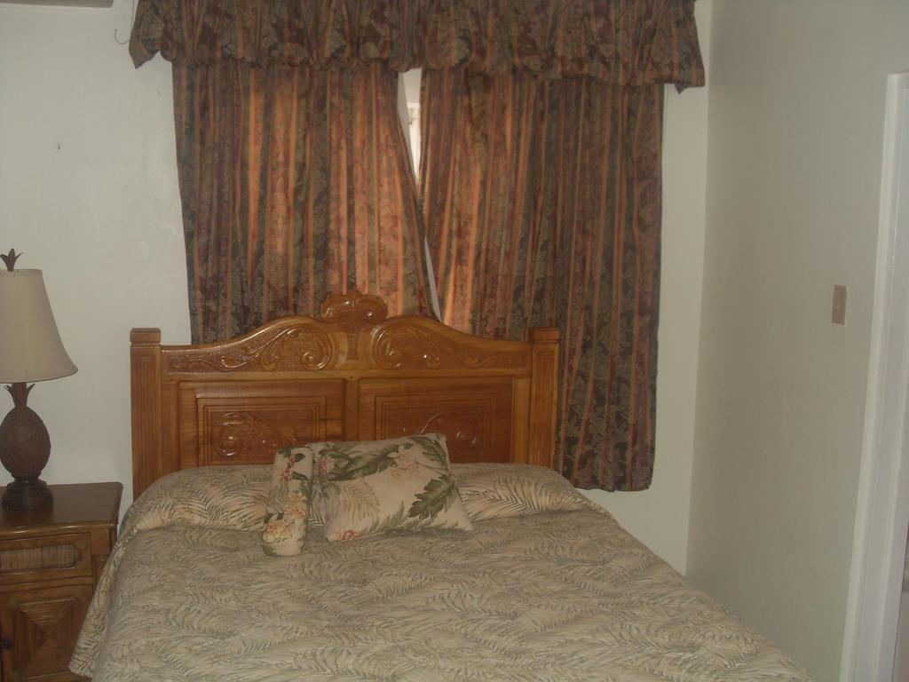 The Crest Conference And Retreat Facility *