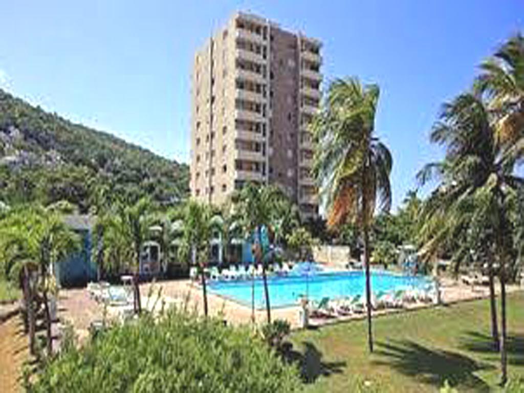 Turtle Towers 22 C - Apartment Ocho Rios