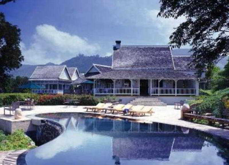 Hotel Strawberry Hill 3*