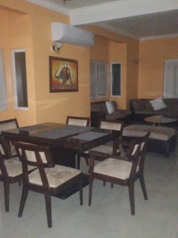 Alexanders Penthouse On The Villa *